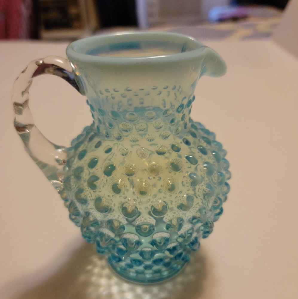 Fenton Vtg Blue Opalescent Hobnail pitcher/vase